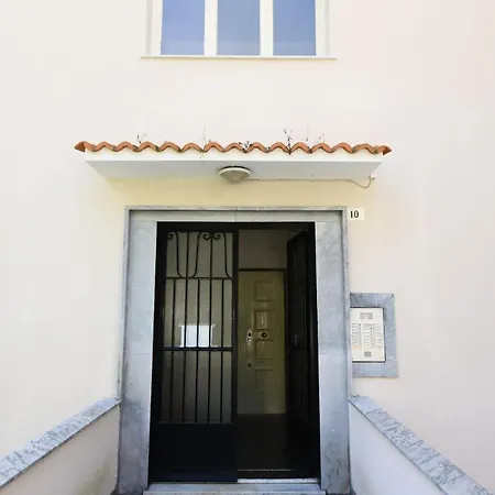 5 Mins To The Beach, Cozy Appartement Rapallo