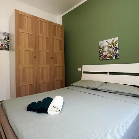 Appartement 5 Mins To The Beach, Cozy