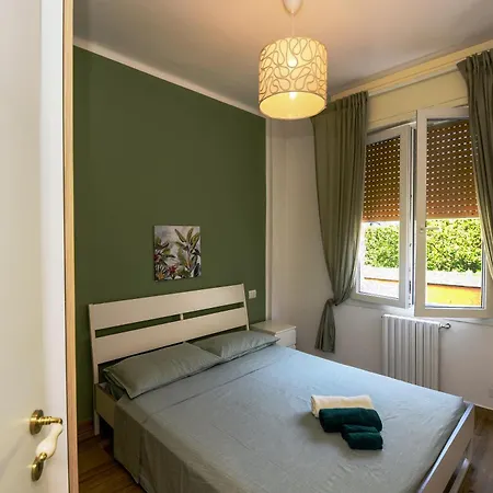 5 Mins To The Beach, Cozy Appartement