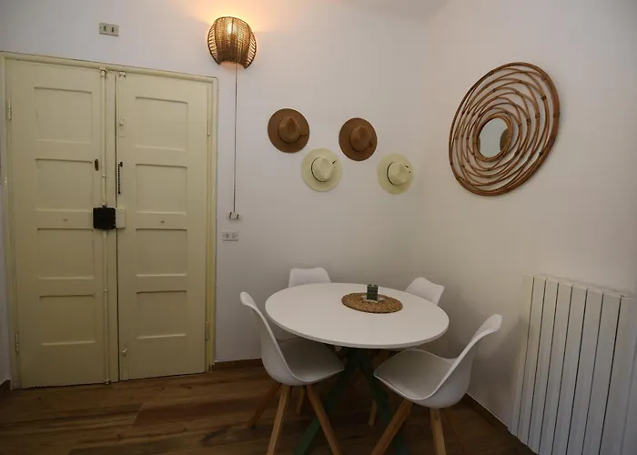 5 Mins To The Beach, Cozy Rapallo