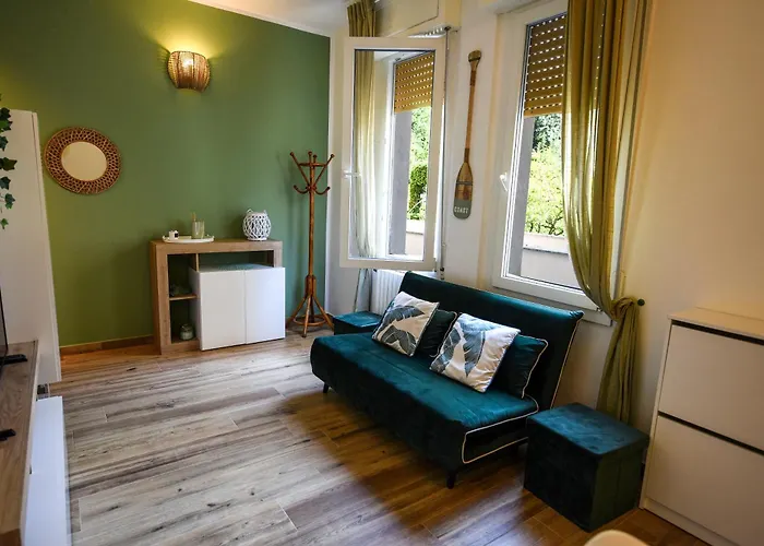 5 Mins To The Beach, Cozy Apartmán *